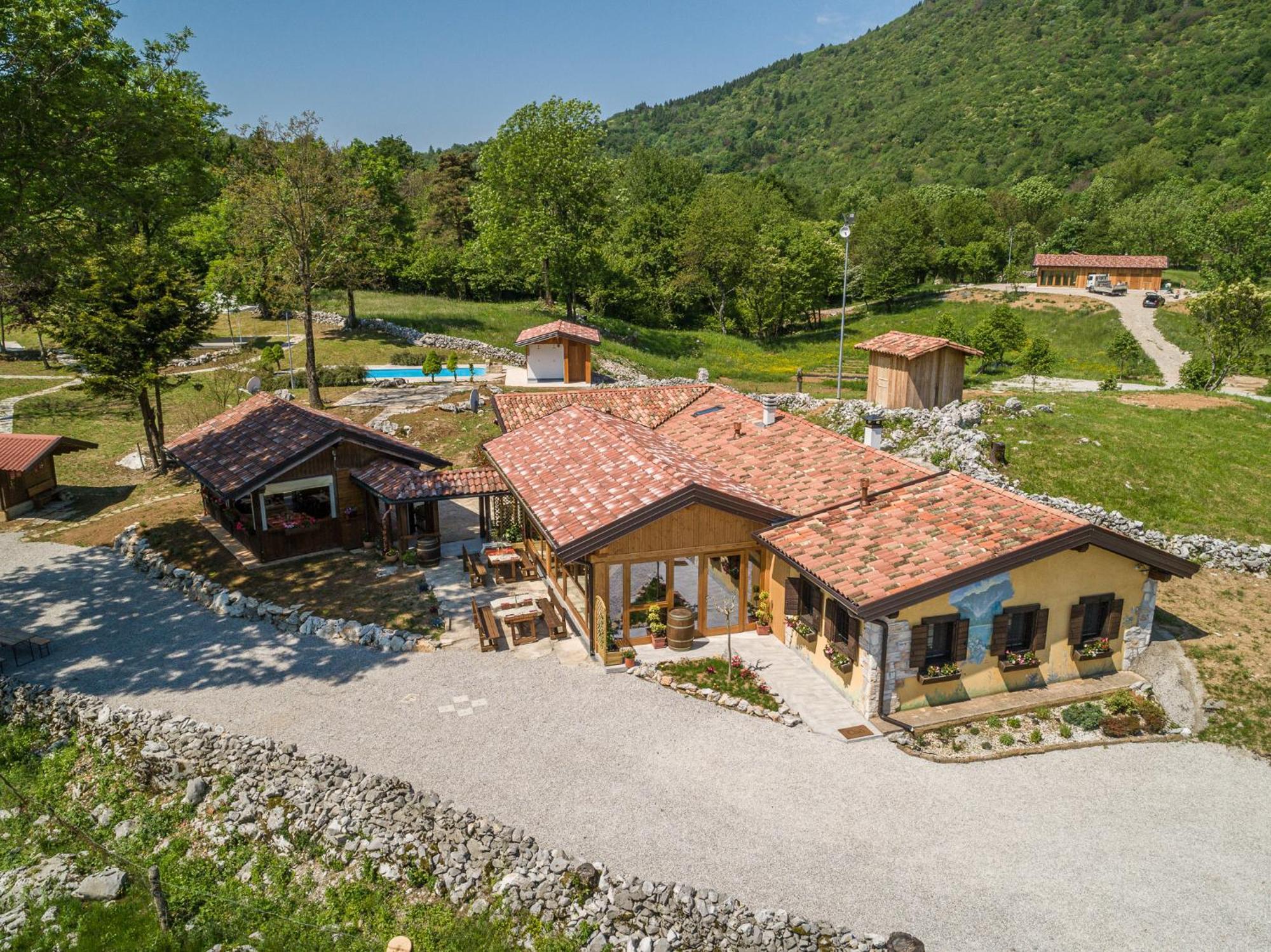 Vito d'Asio Agriturismo Fattoria Carolina Friuli Arzino المظهر الخارجي الصورة